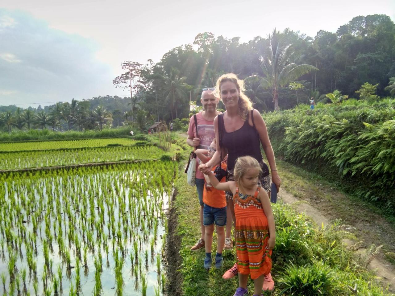 Jaya Homestay Tetebatu Phòng bức ảnh